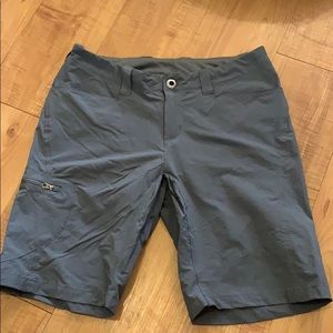 Woman’s Gray PATAGONIA Long Shorts Size 4